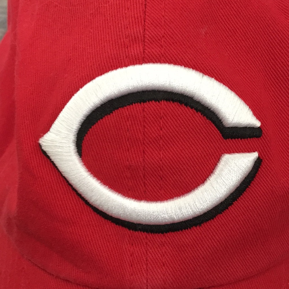 Reds baseball cap - Picture 2 of 7